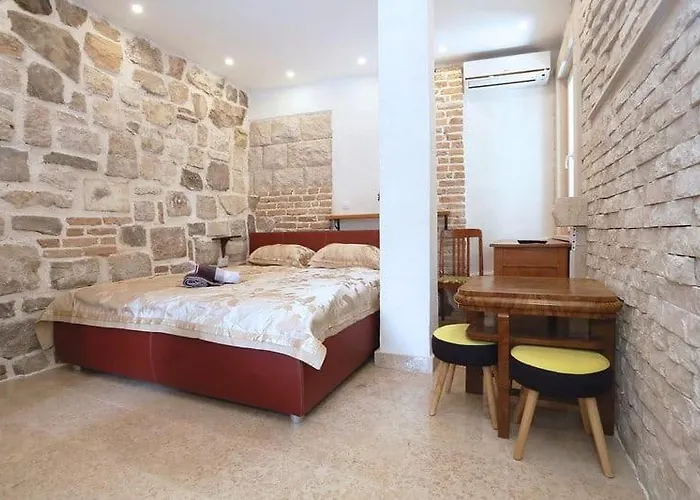 Zane Апартаменти *