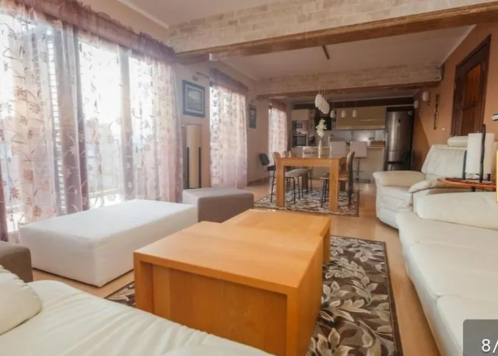 Апартаменти Zane