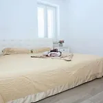 Zane Apartman